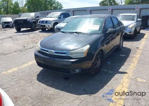 2008 Ford Focus Se/Ses z USA, uszkodzony, nr VIN 1FAHP35N18W125558